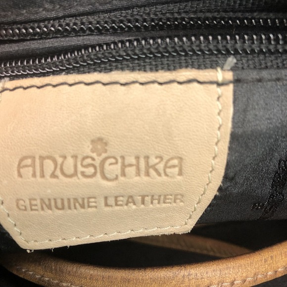 Anuschka Women's Hand Painted Leather Multicolored Crossbody Bag. - Picture 13 of 16